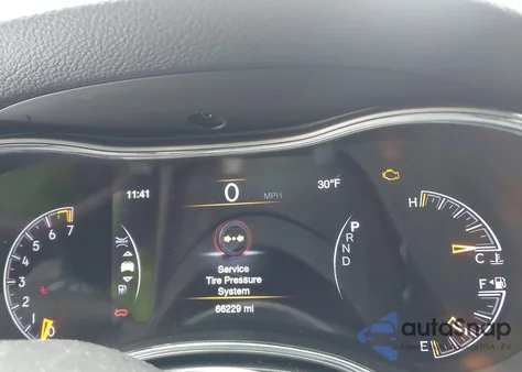 2018 Jeep Grand Cherokee Altitude 4X4 z USA, uszkodzony, nr VIN 1C4RJFAGXJC475710